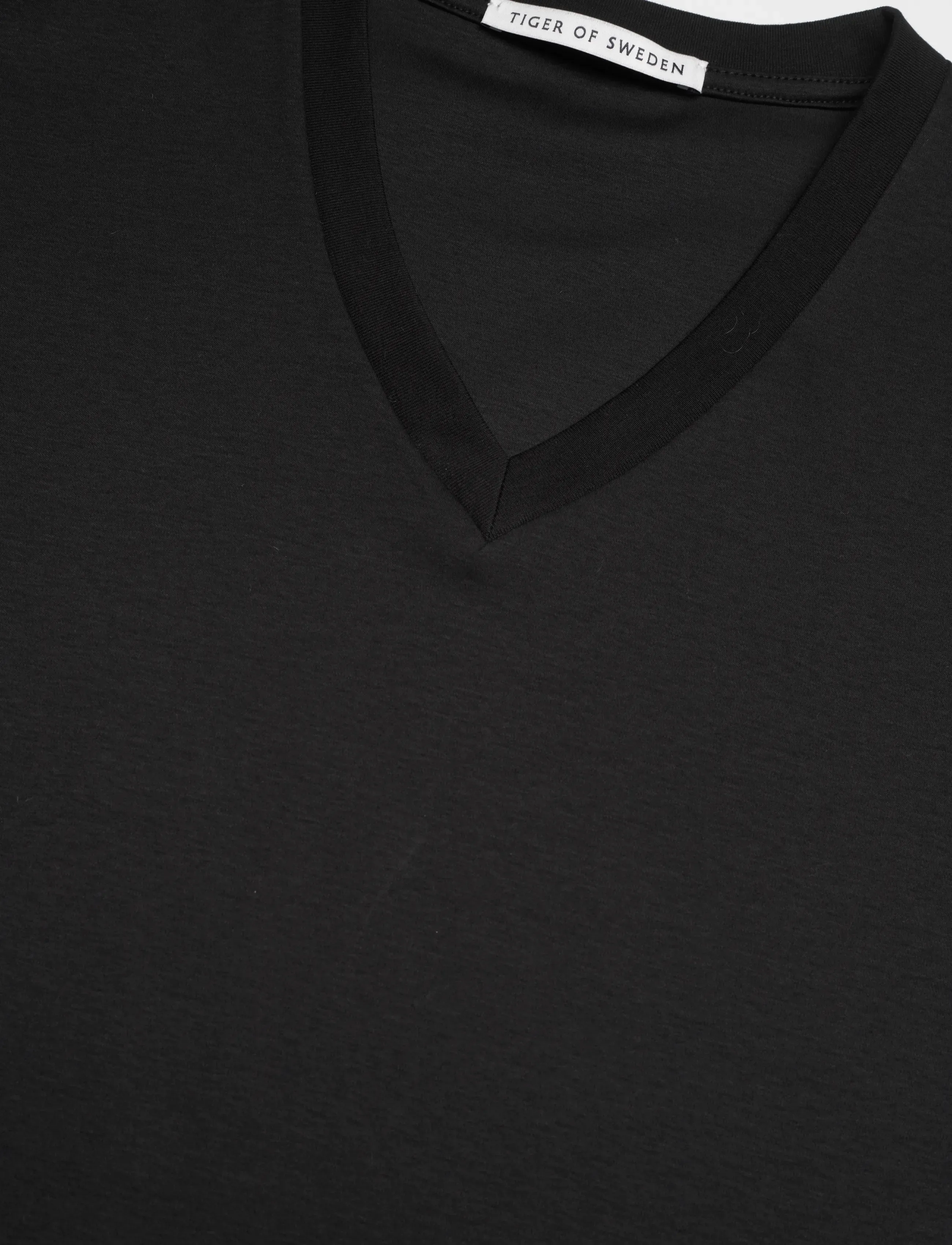 Tiger of Sweden - OLAF V - t-shirts à manches courtes - black - 2