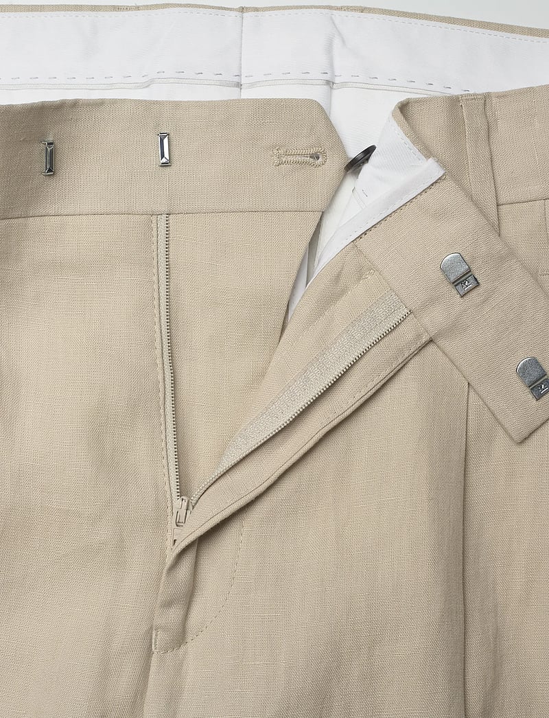 Tiger of Sweden - THEO - linased ülikonnapüksid - cream sand - 3