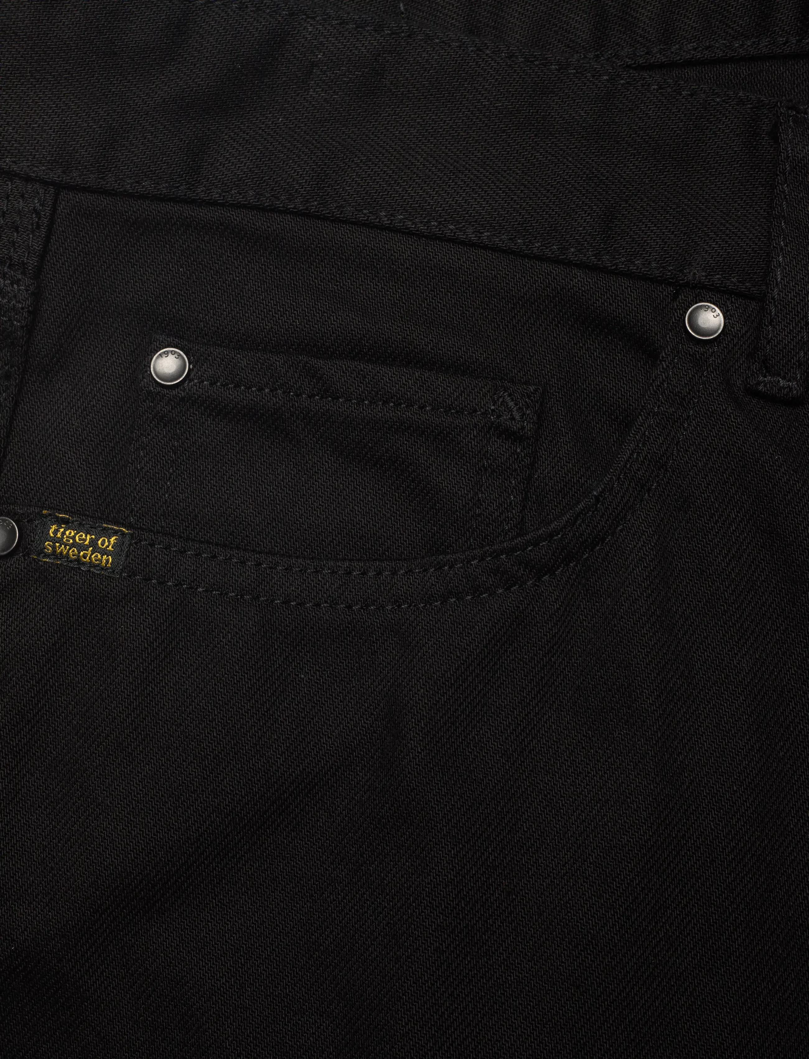 Tiger of Sweden - KIT VIBRANT - regular jeans - black - 2