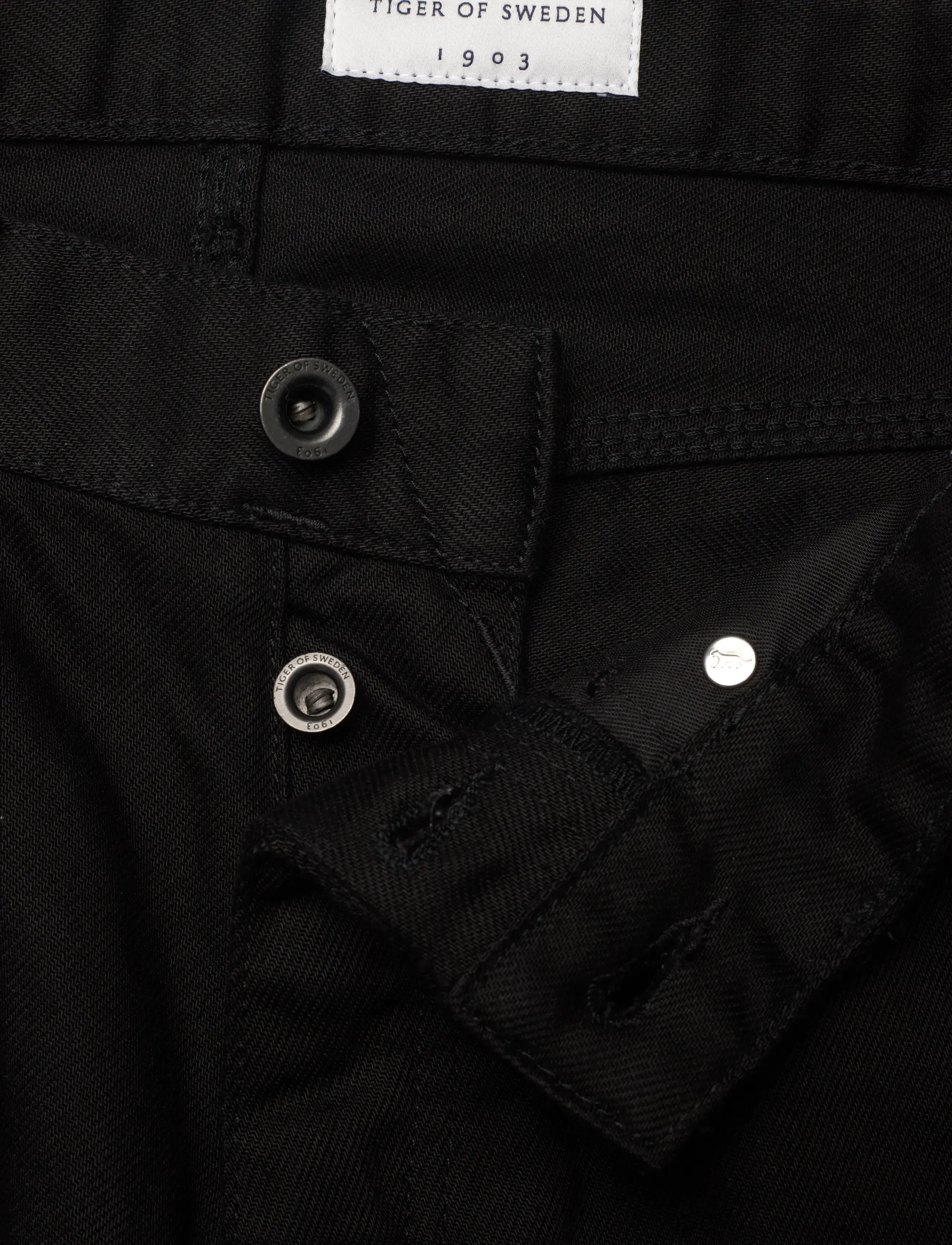 Tiger of Sweden - KIT VIBRANT - regular jeans - black - 3