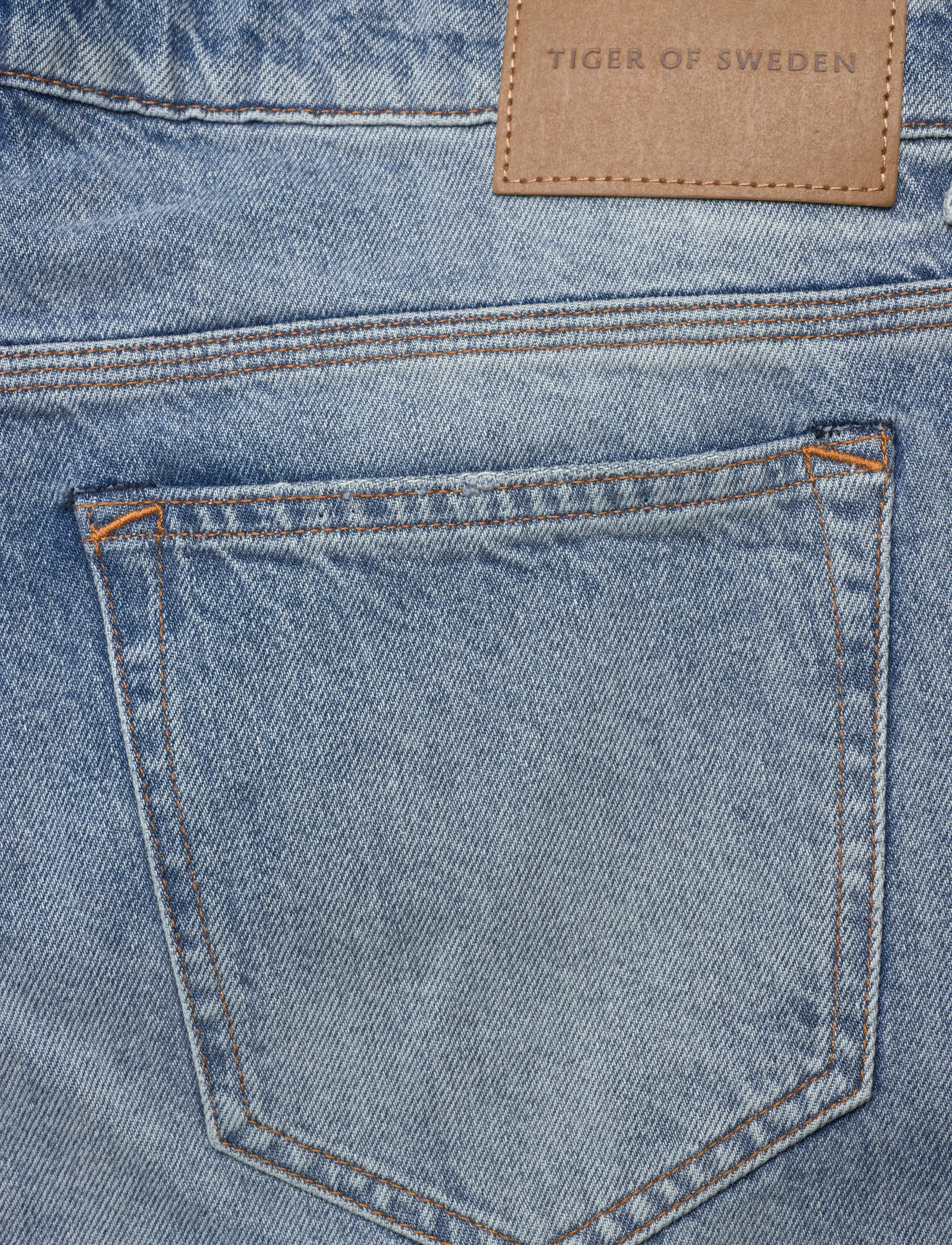 Tiger of Sweden - KYLIAN VISION - denim shorts - light blue - 4