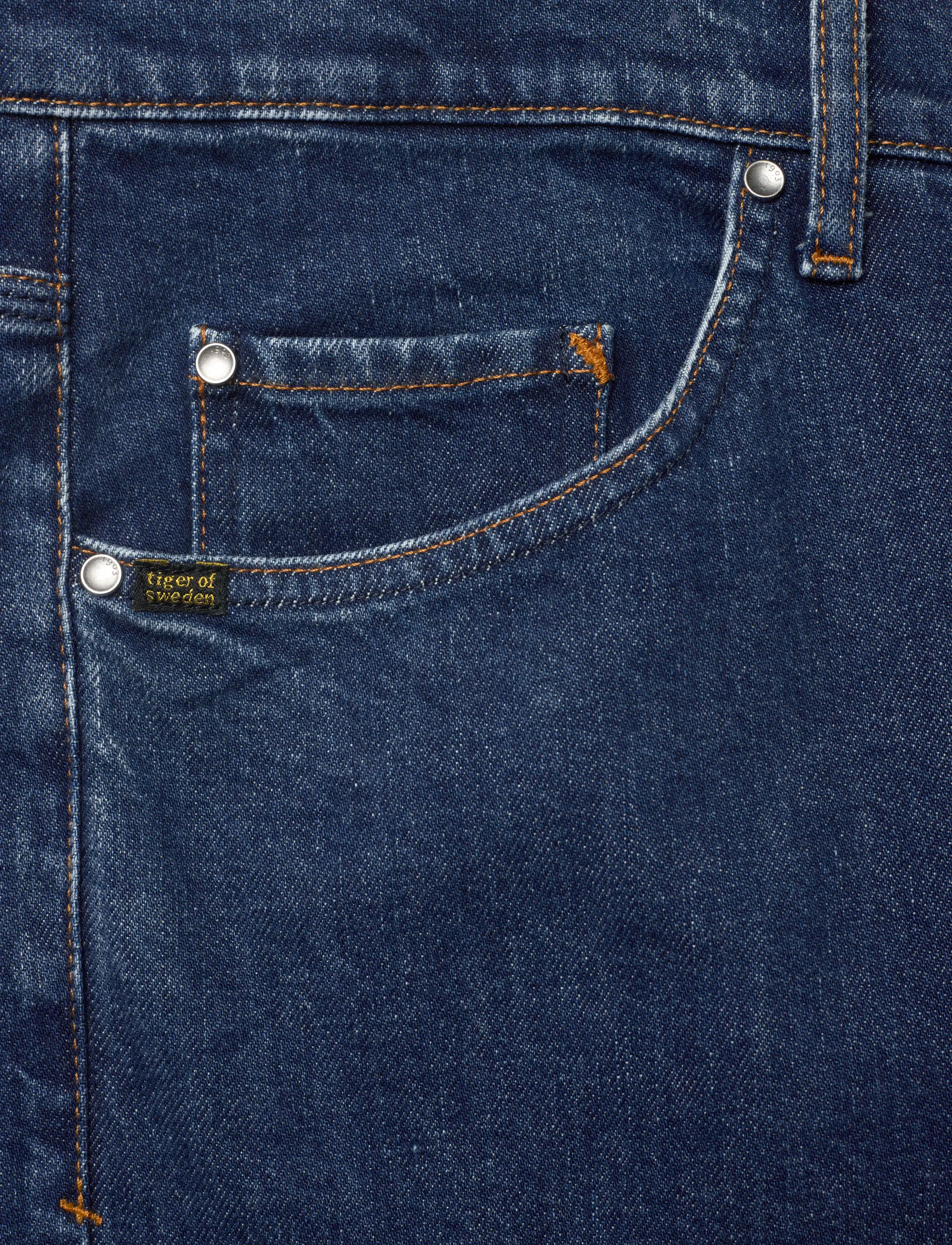 Tiger of Sweden - PISTOLERO RUSTIC - regular jeans - medium blue - 5