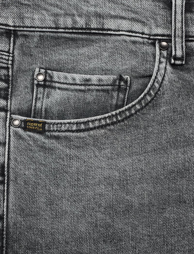 Tiger of Sweden - PISTOLERO CAST - tapered jeans - black - 2