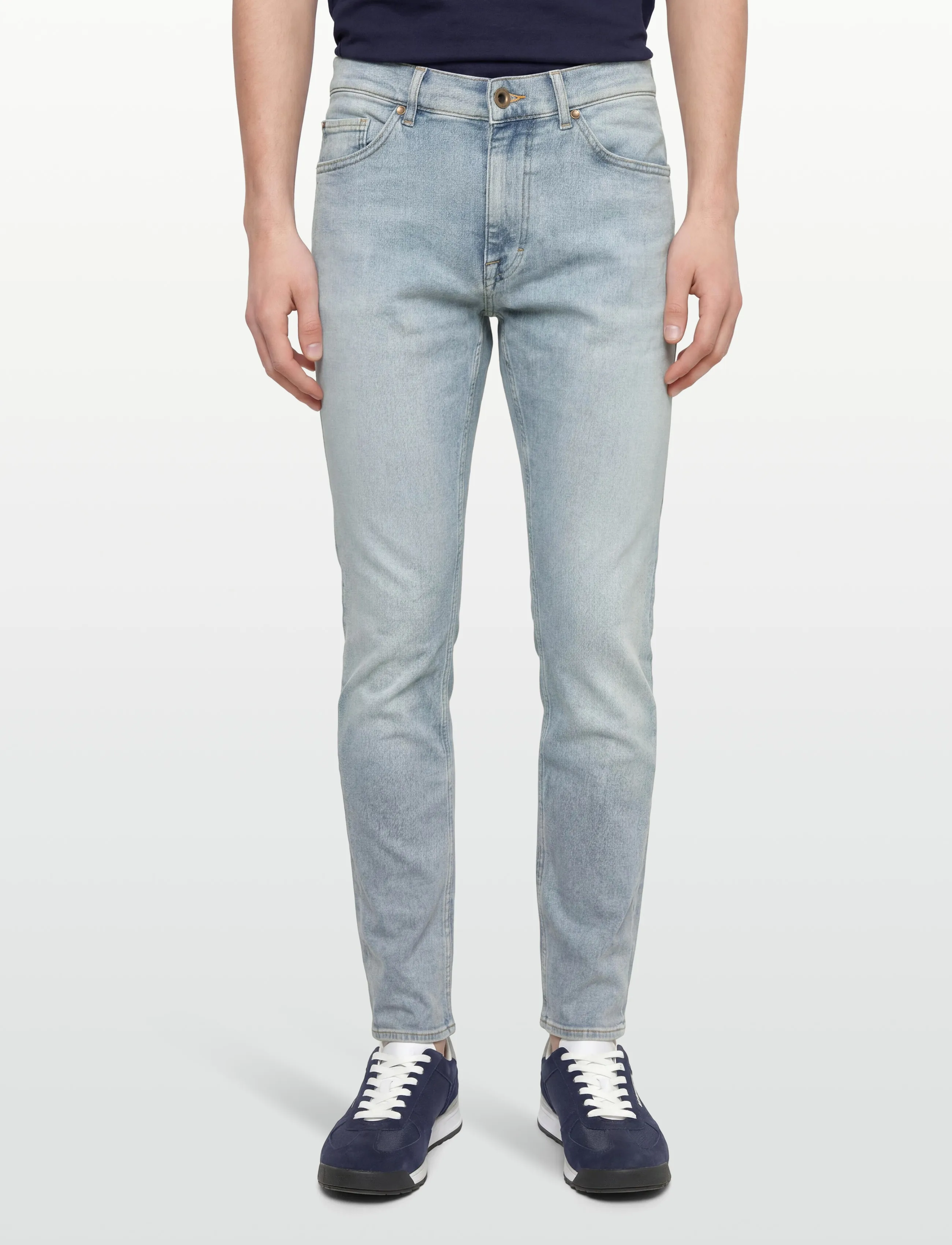 Tiger of Sweden - EVOLVE PAVEMENT - tapered jeans - light blue - 3