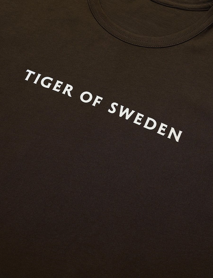 Tiger of Sweden - OLAF P - kurzärmelige t-shirts - dark mahogany - 5