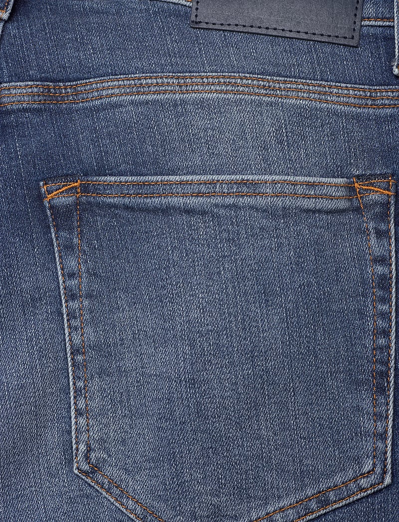 Tiger of Sweden - PISTOLERO VAULT - regular piegriezuma džinsa bikses - medium blue - 4