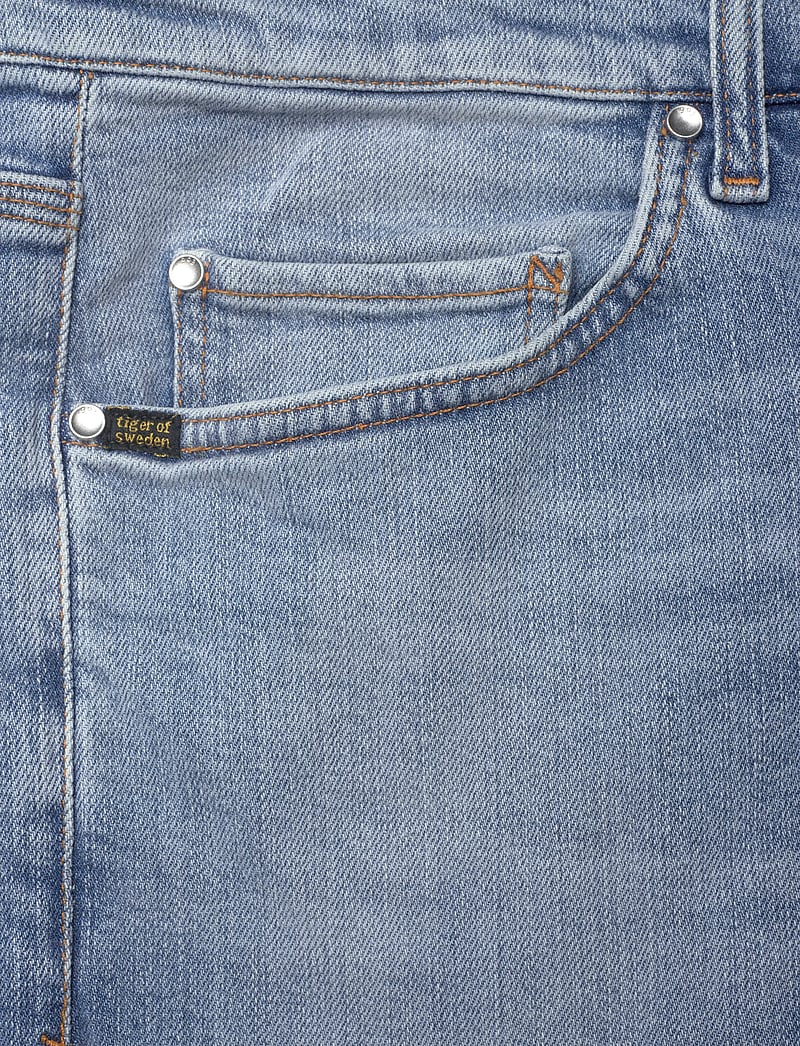 Tiger of Sweden - PISTOLERO STOOP - tapered jeans - light blue - 2