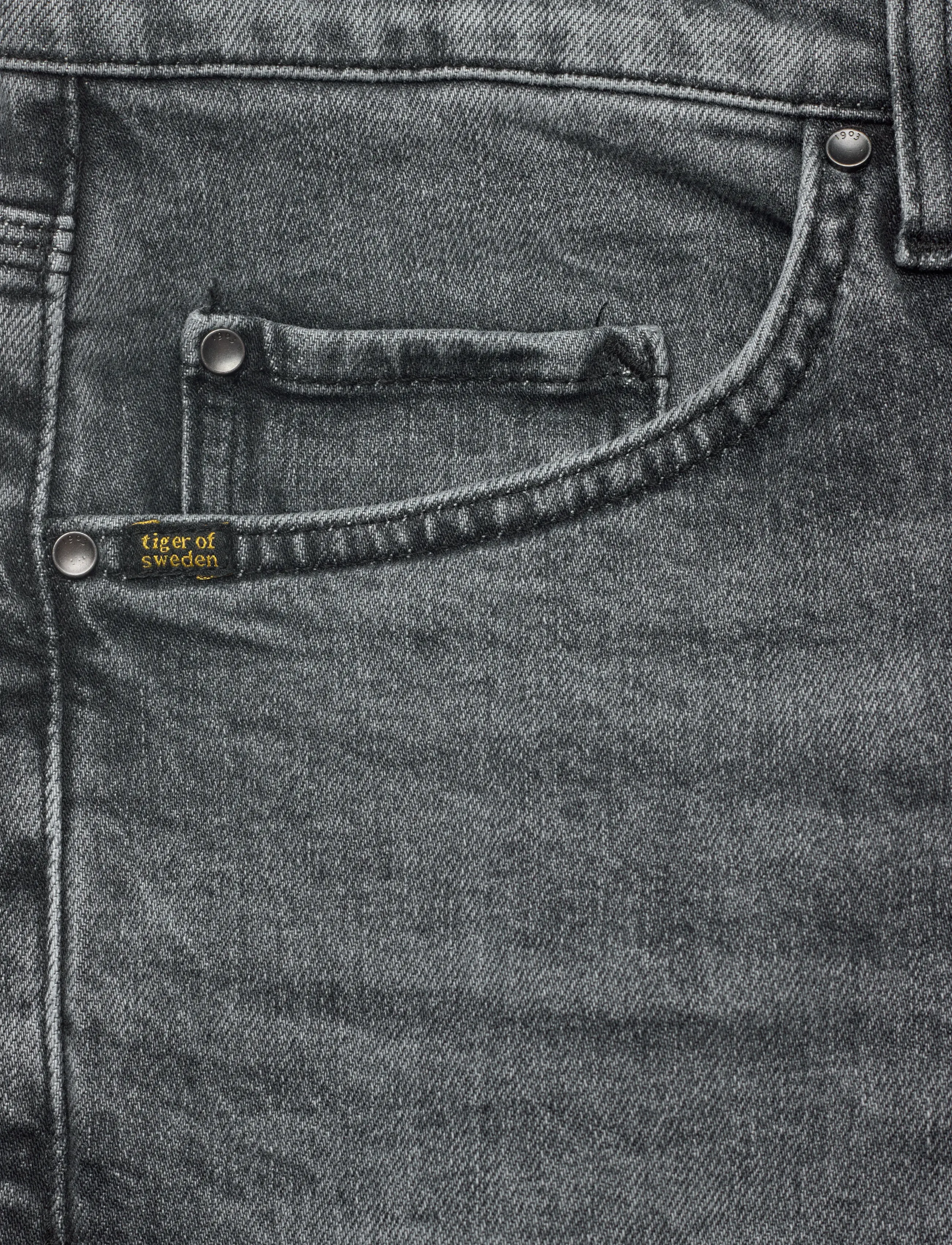 Tiger of Sweden - PISTOLERO BRICK - regular jeans - black - 2