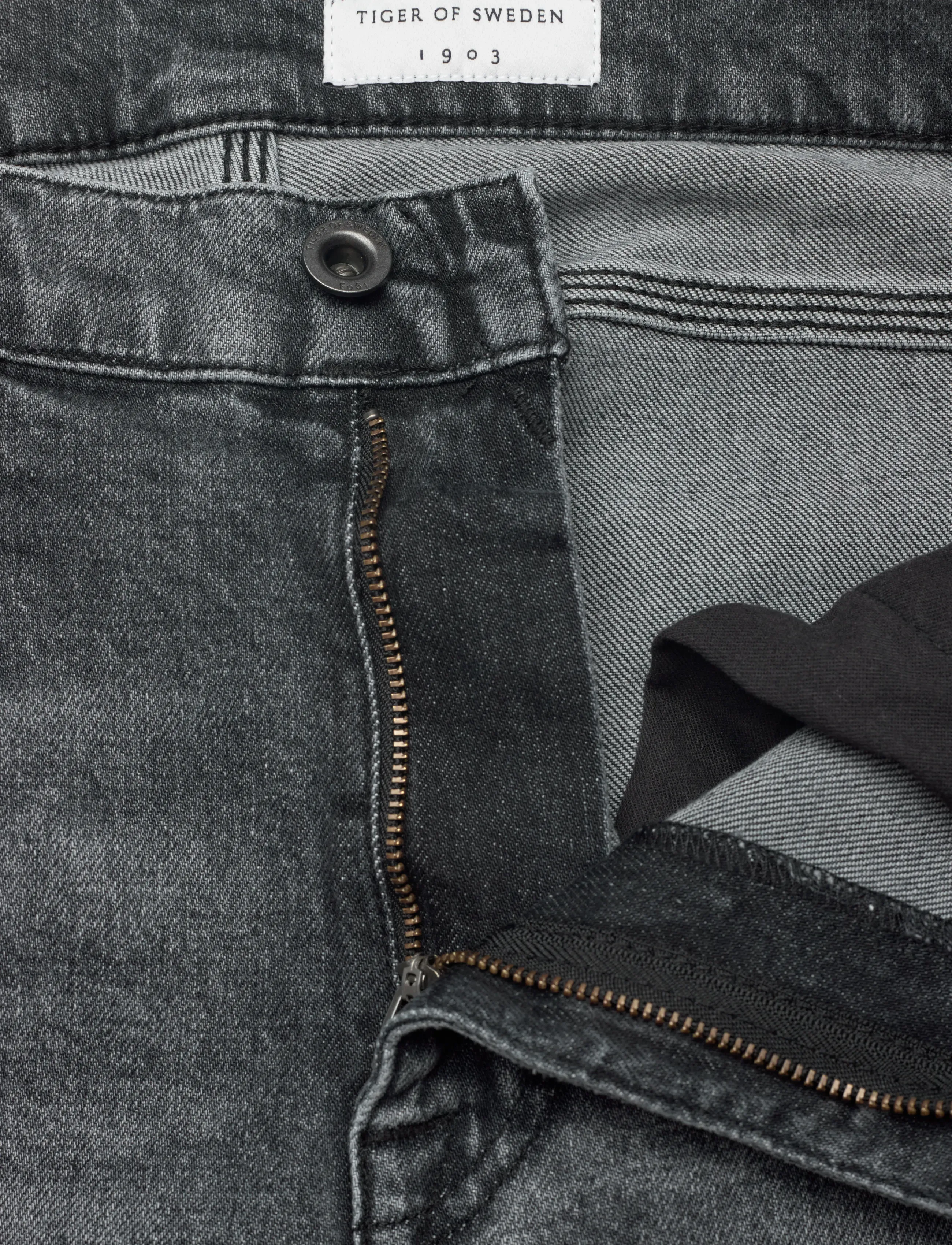 Tiger of Sweden - PISTOLERO BRICK - regular jeans - black - 3
