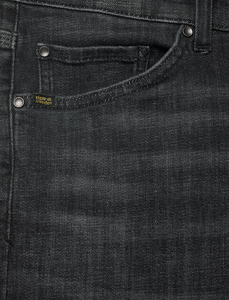 Tiger of Sweden - EVOLVE BRISE - regular jeans - black - 2