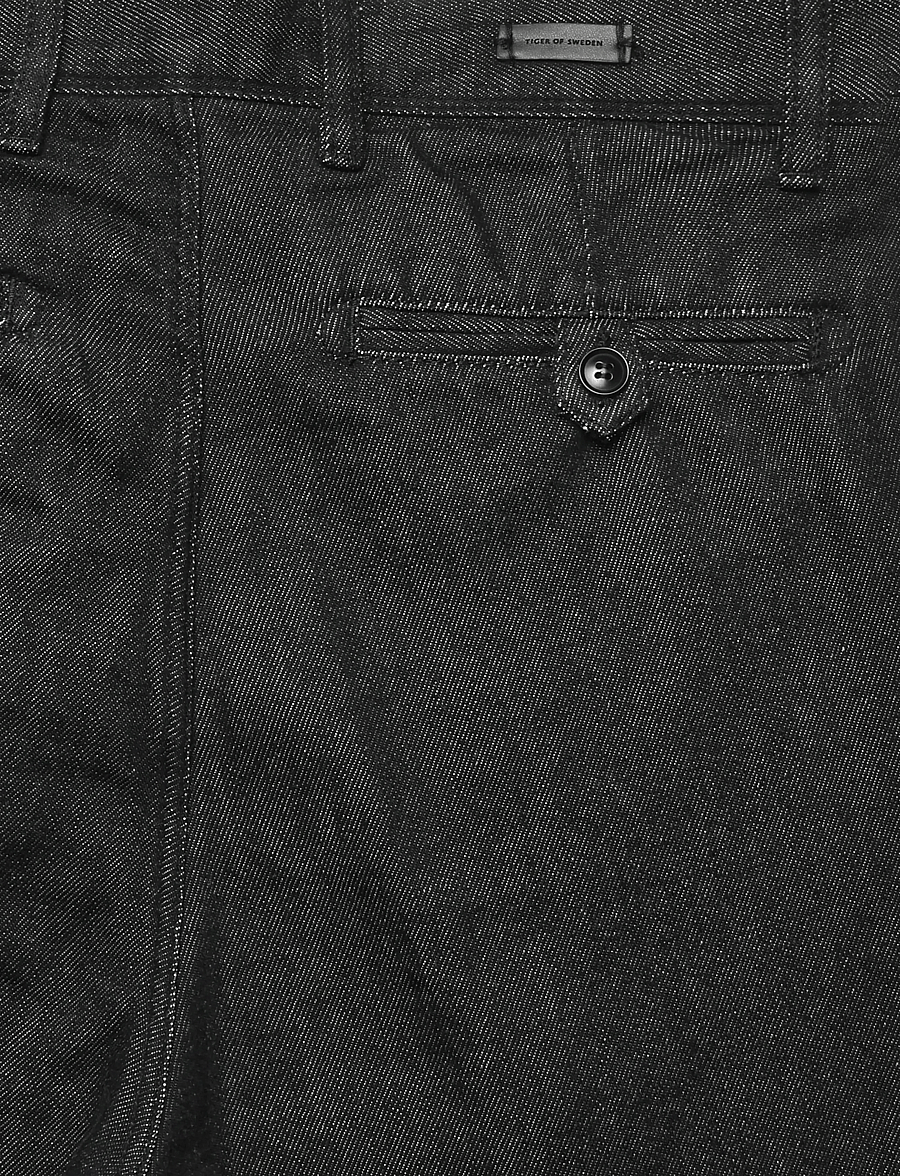 Tiger of Sweden - TWENTY CHARCOAL - vabaajapüksid - black - 4