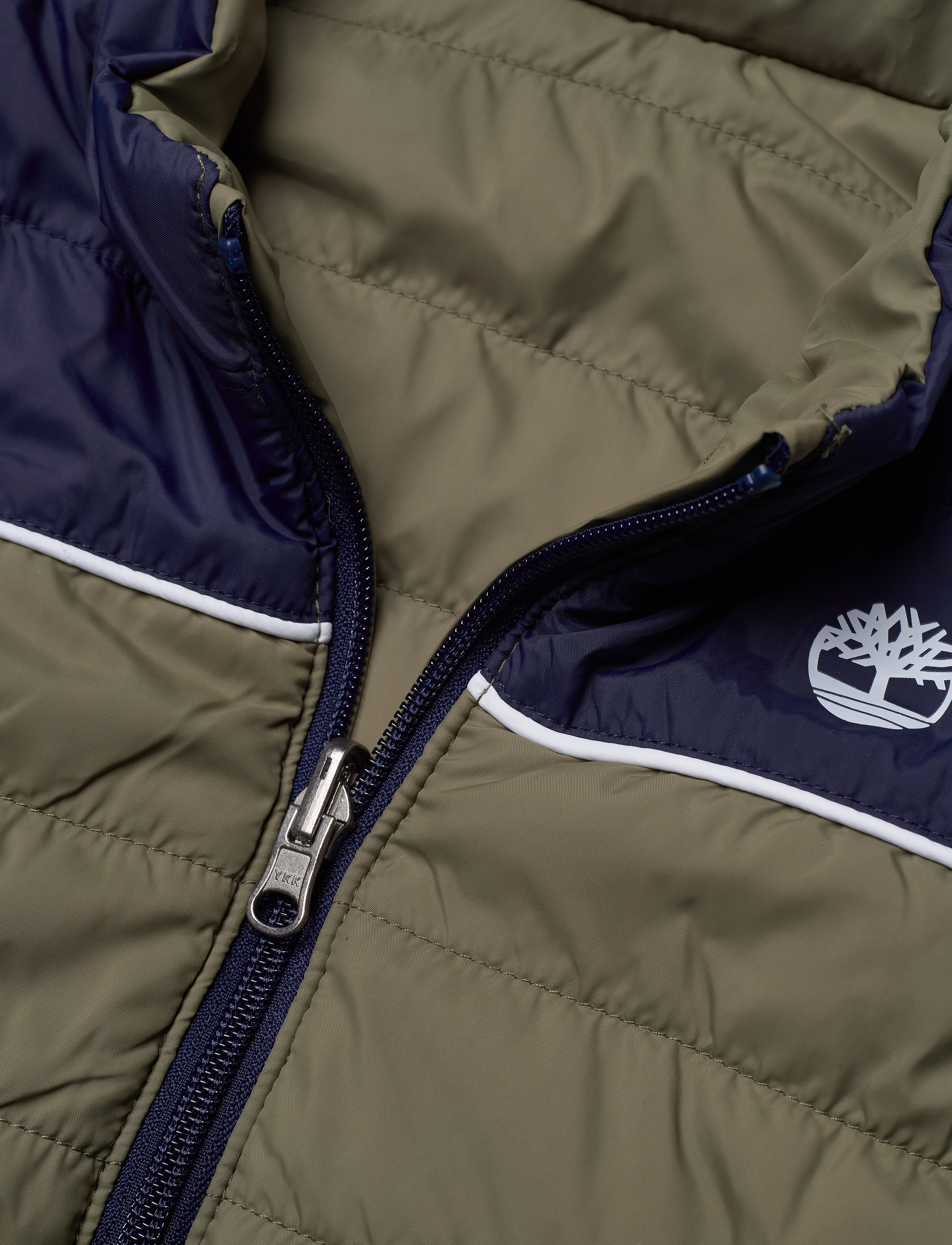 Timberland - PUFFER JACKET SLEEVELESS - green - 4