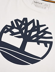 Timberland - KENNEBEC RIVER Tree Logo Short Sleeve Tee WHITE - najniższe ceny - white - 2