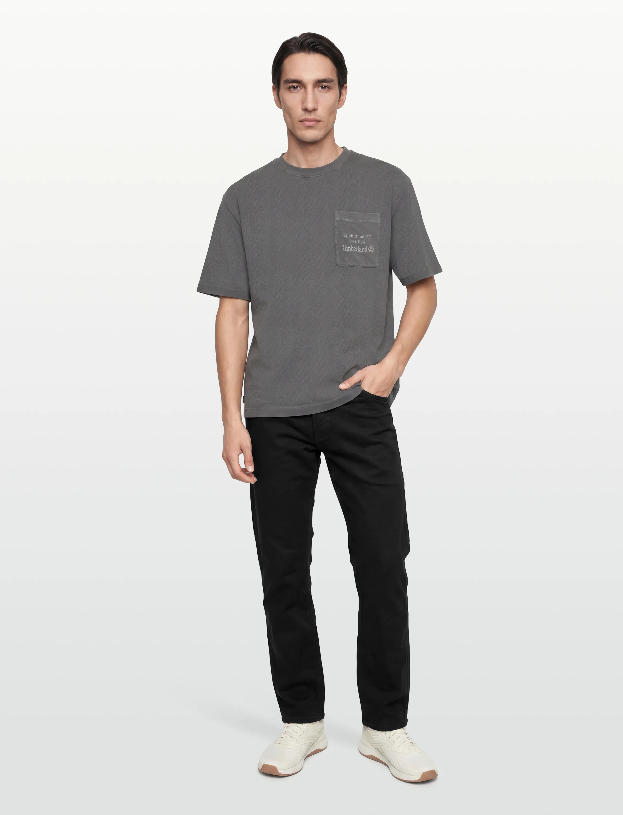 Timberland GD Heavyweight Chest Pocket Tee - Kleidung - DARK GREY / grey