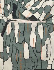 Timberland - DWR Camo Ripstop Pullover Jacket - camo tree bark print - 6