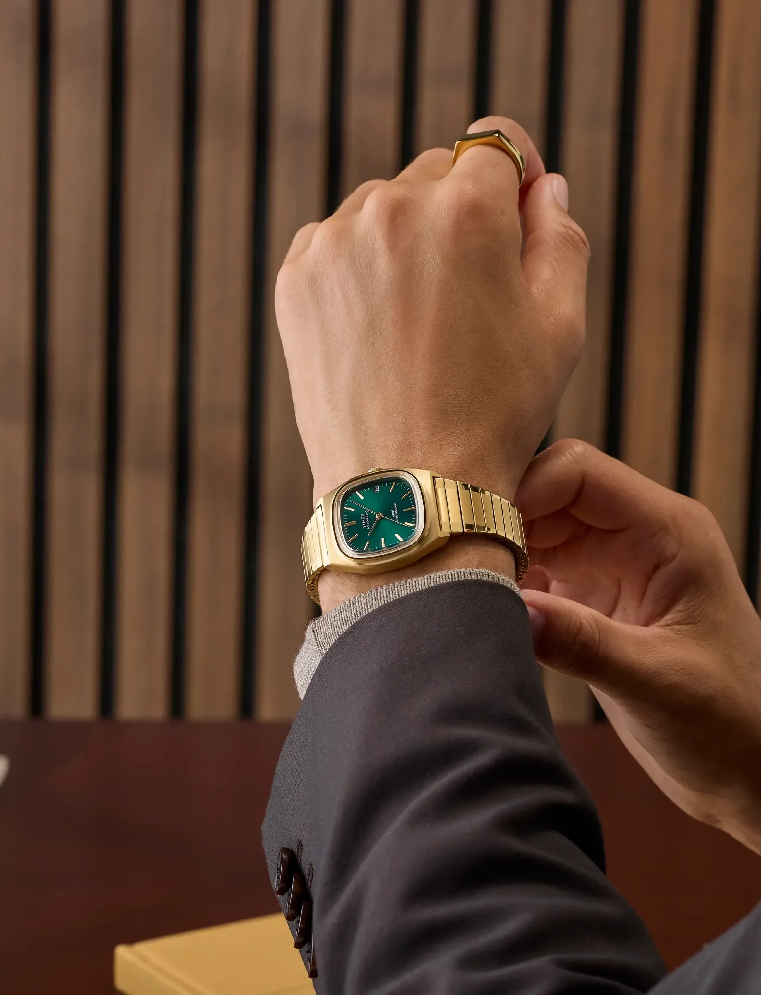 Timex E Line All Gold-tone with Green Dial - Business - GOLD-TONE/GREEN / gold