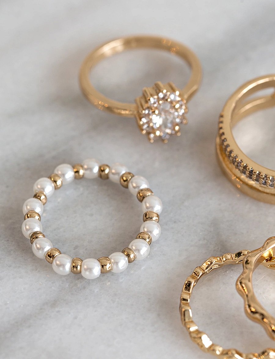 Timi of Sweden - Pearl and Gold Bead Ring - sõrmused - gold - 2