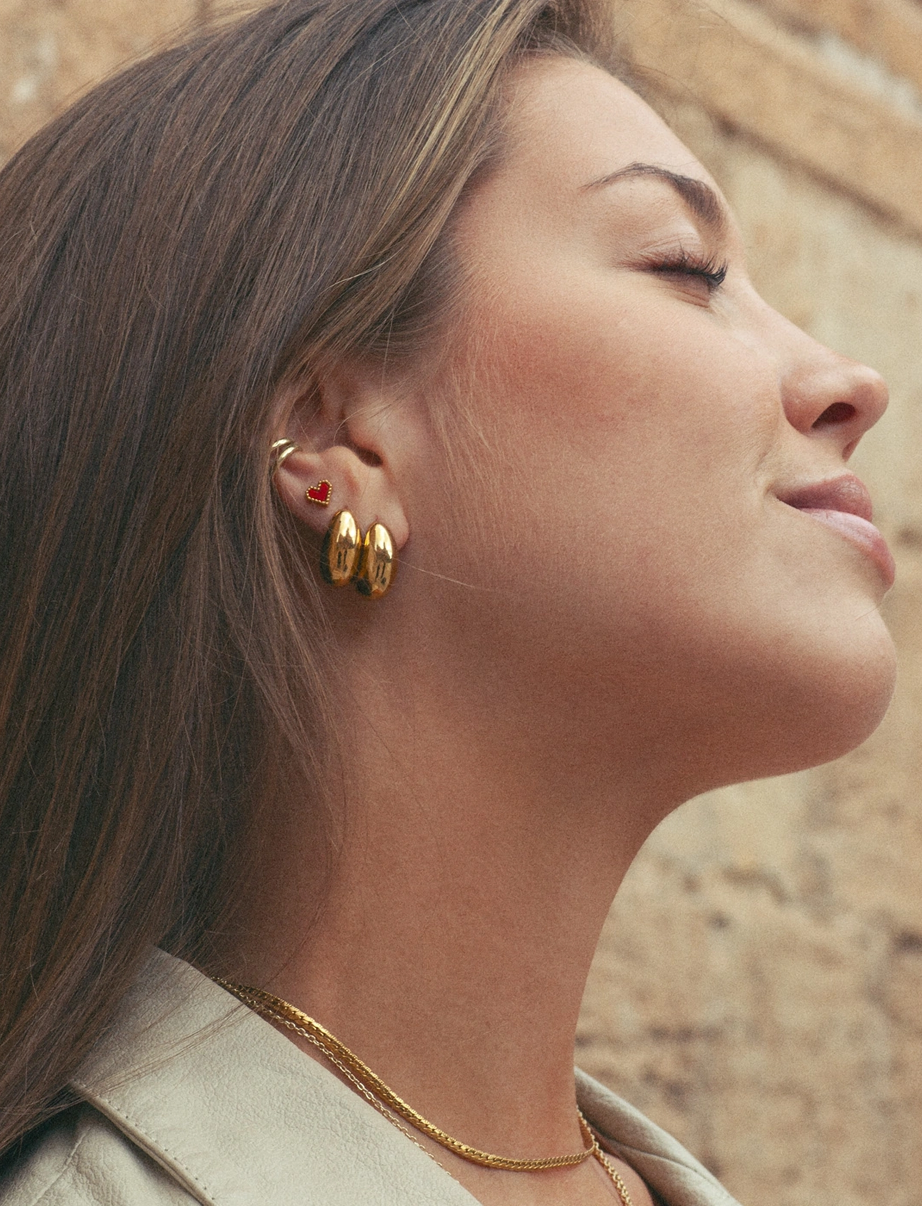 Timi of Sweden Beaux Classic Chunky Stud Earrings örhängen dam – bild 6