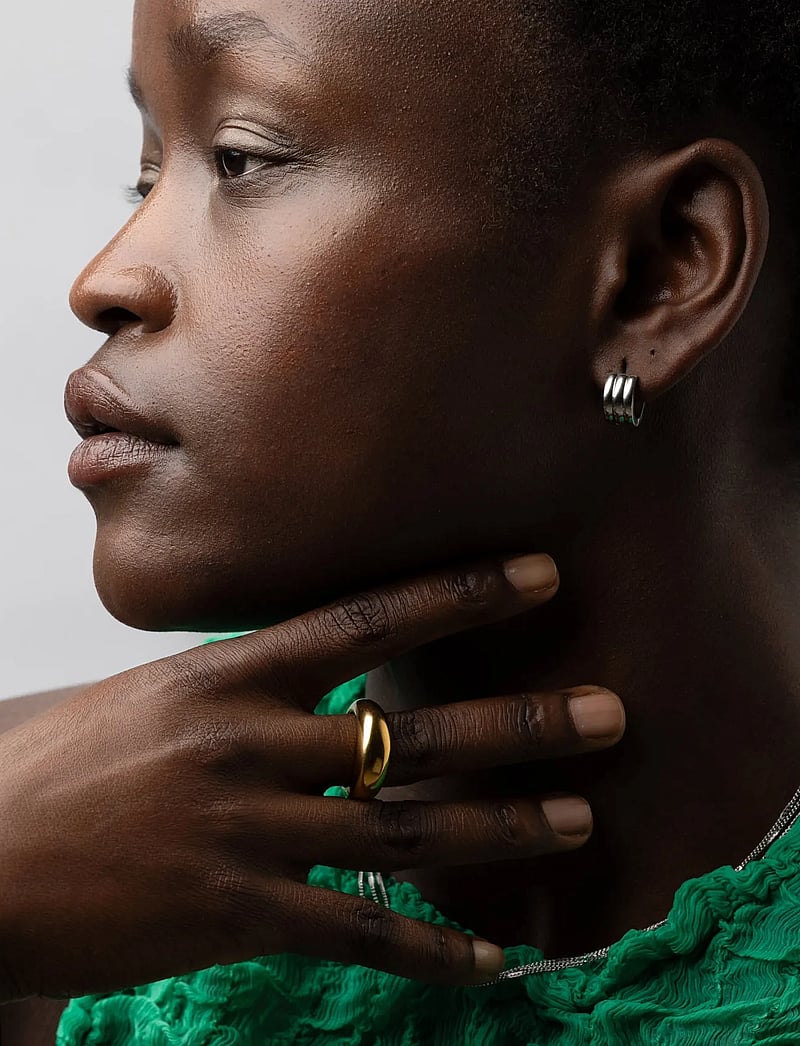 Timi of Sweden - Ruby - Triple Huggie Hoop Earrings Stainless Steel - creoler & hoops - silver - 3