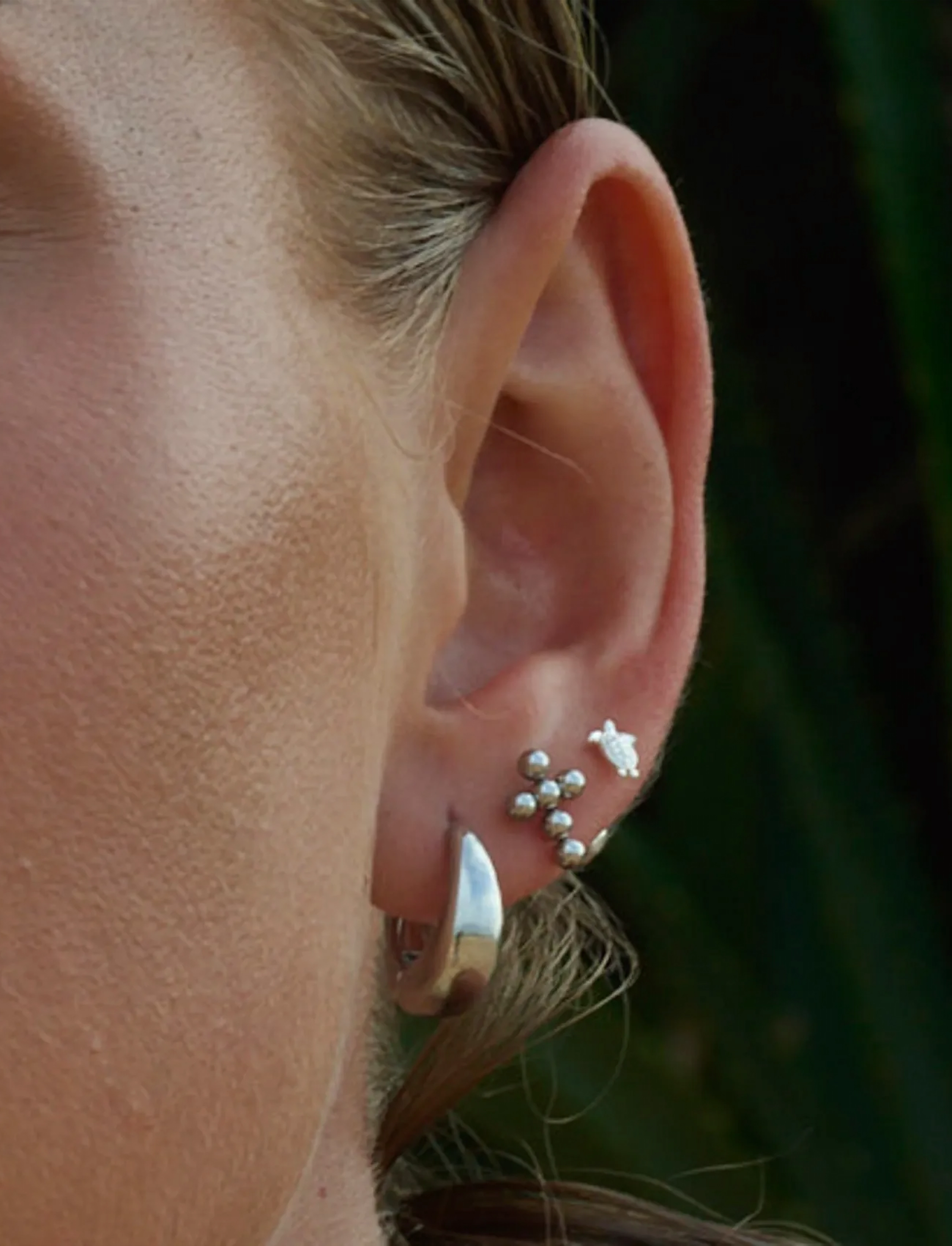 Timi of Sweden Hedvig Classic Wide Hoop Earrings Stainless Steel örhängen dam – bild 5