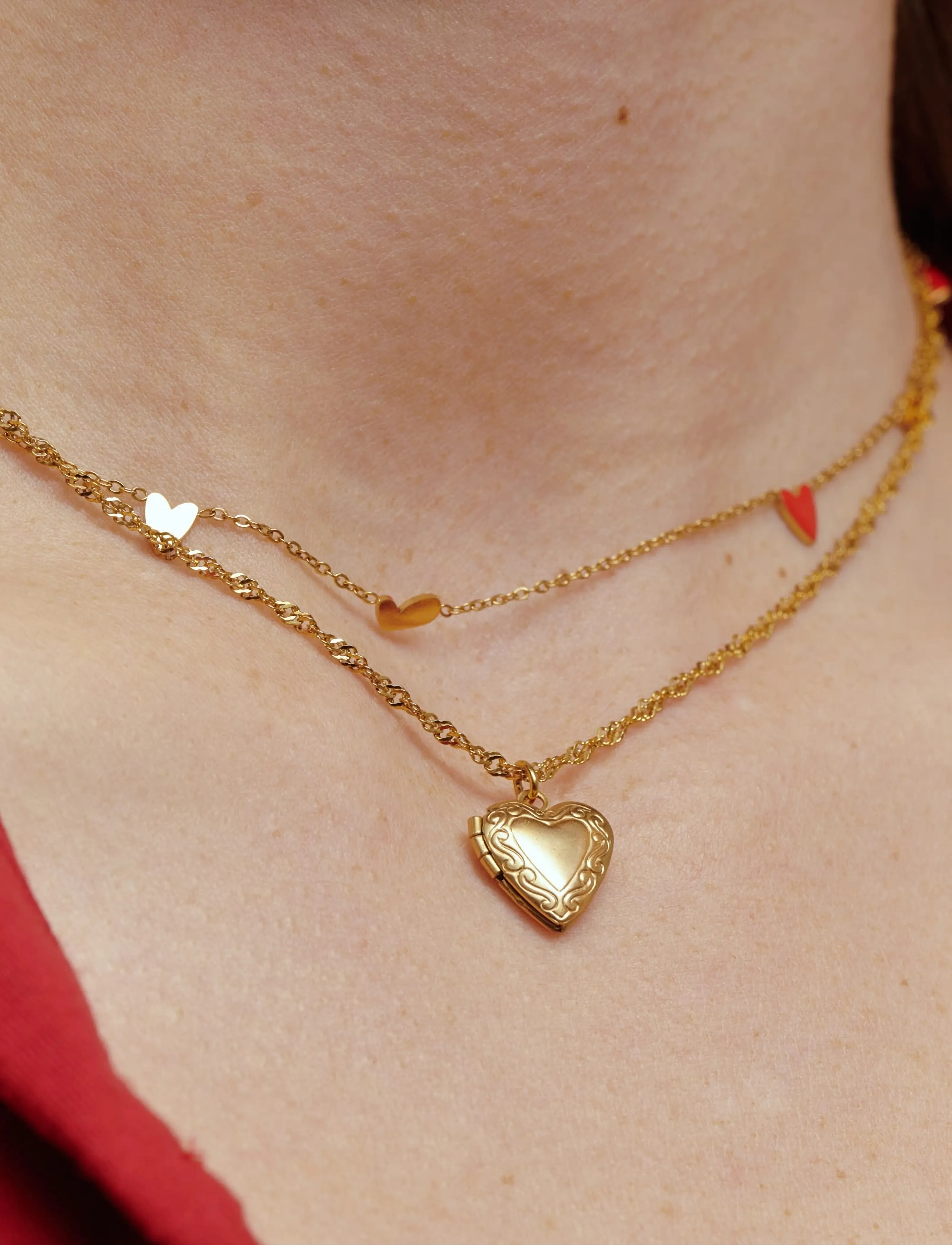 Timi of Sweden - Vera - Heart Locket Necklace Stainless Steel - Gold - halskæder med vedhæng - gold - 5