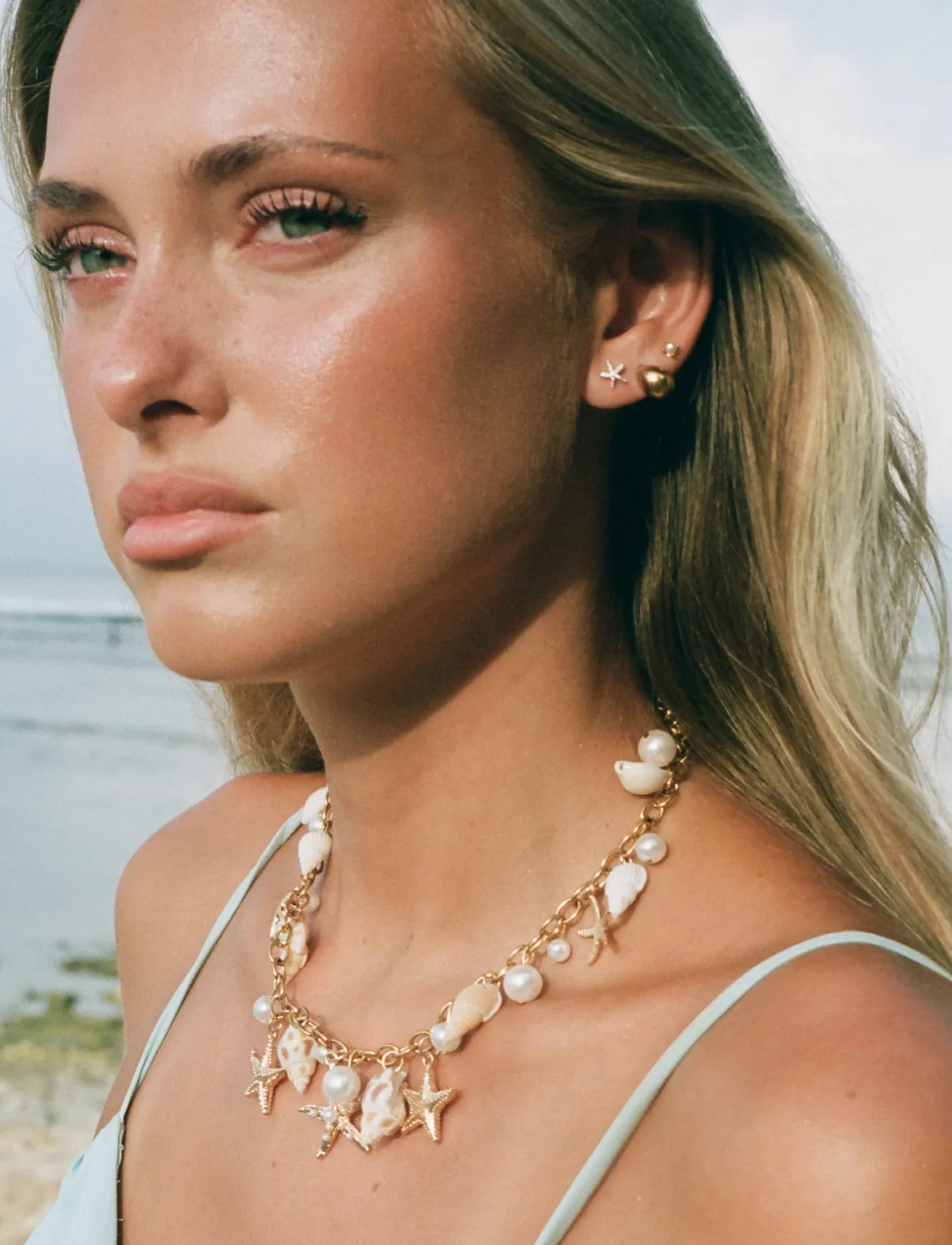 Timi of Sweden - Essie - Mini Pearl Stud Earrings - pärlitega kõrvarõngad - gold - 5