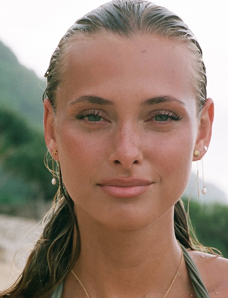 Timi of Sweden - Lucia - Pearl Chain Earrings Stainless Steel - perlenohrringe - gold - 4