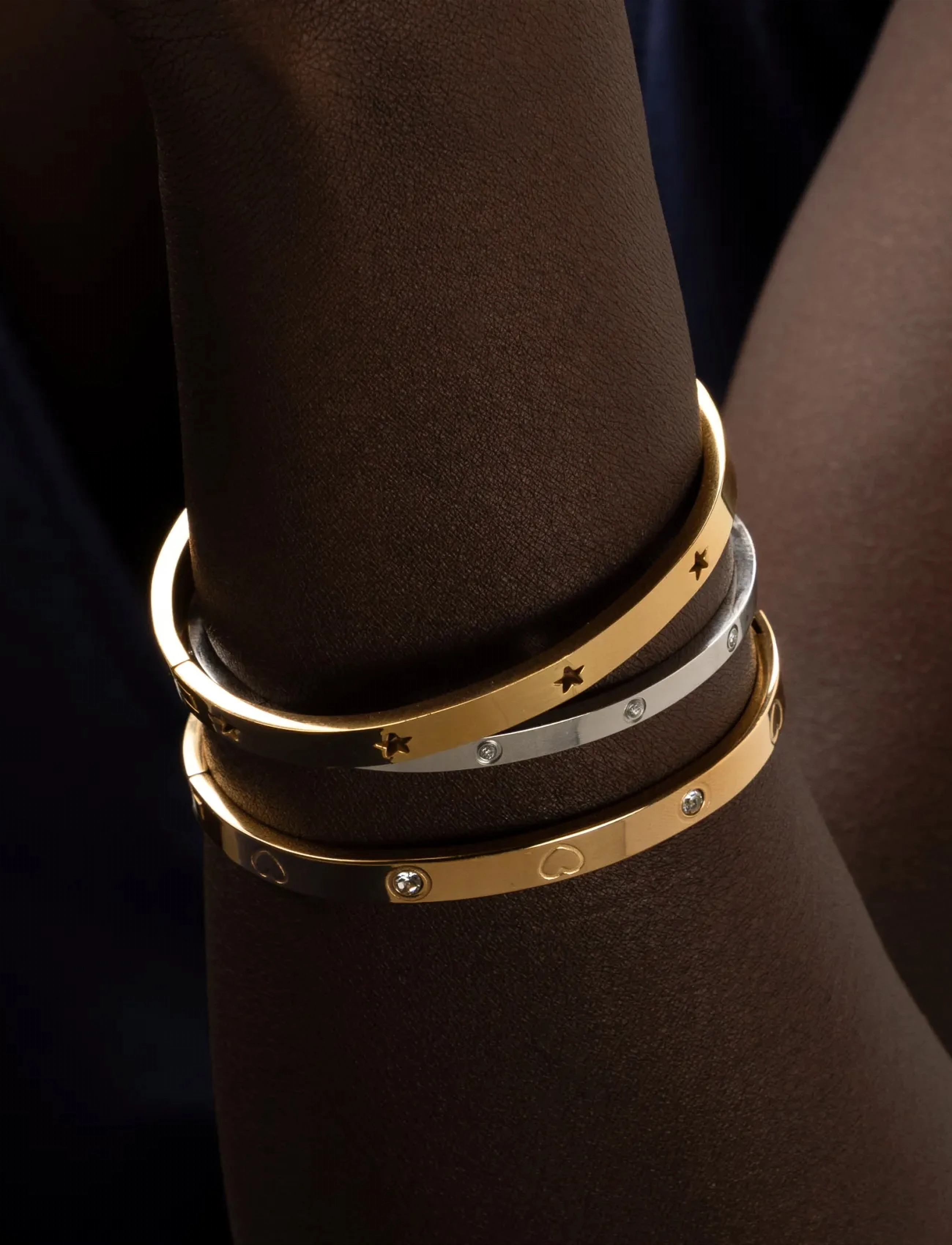 Timi of Sweden - Gia - Crystal Heart Bangle Bracelet Stainless Steel - gold - 5