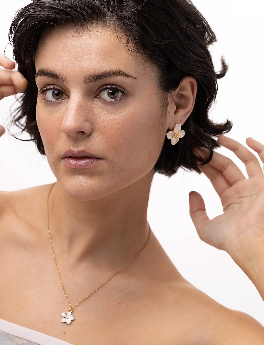 Timi of Sweden - Alora - Flower Stud Earrings - Gold - Ørestikker - gold - 3