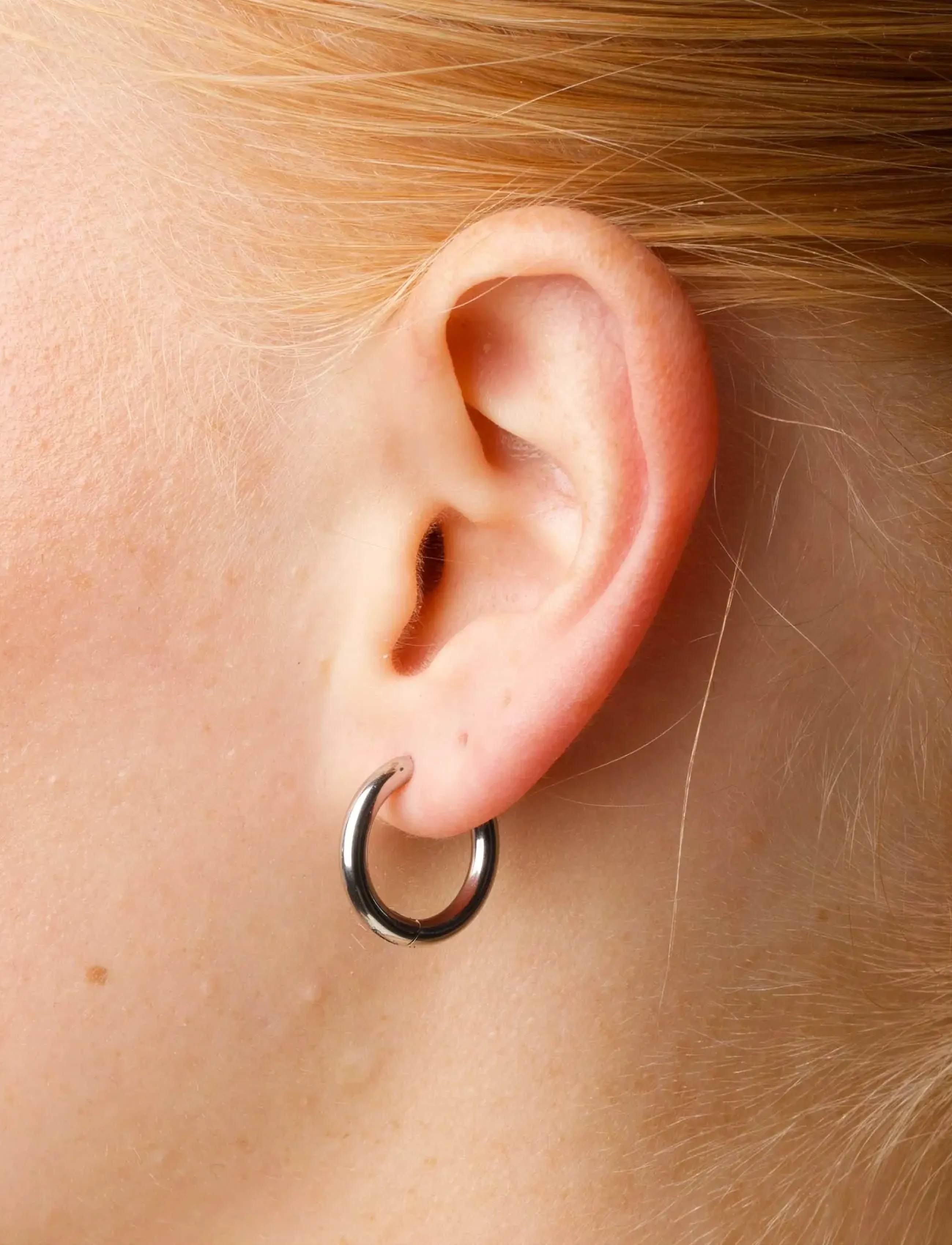 Timi of Sweden - Hollie - Hoop Earrings 17mm Stainless Steel - silver - 2