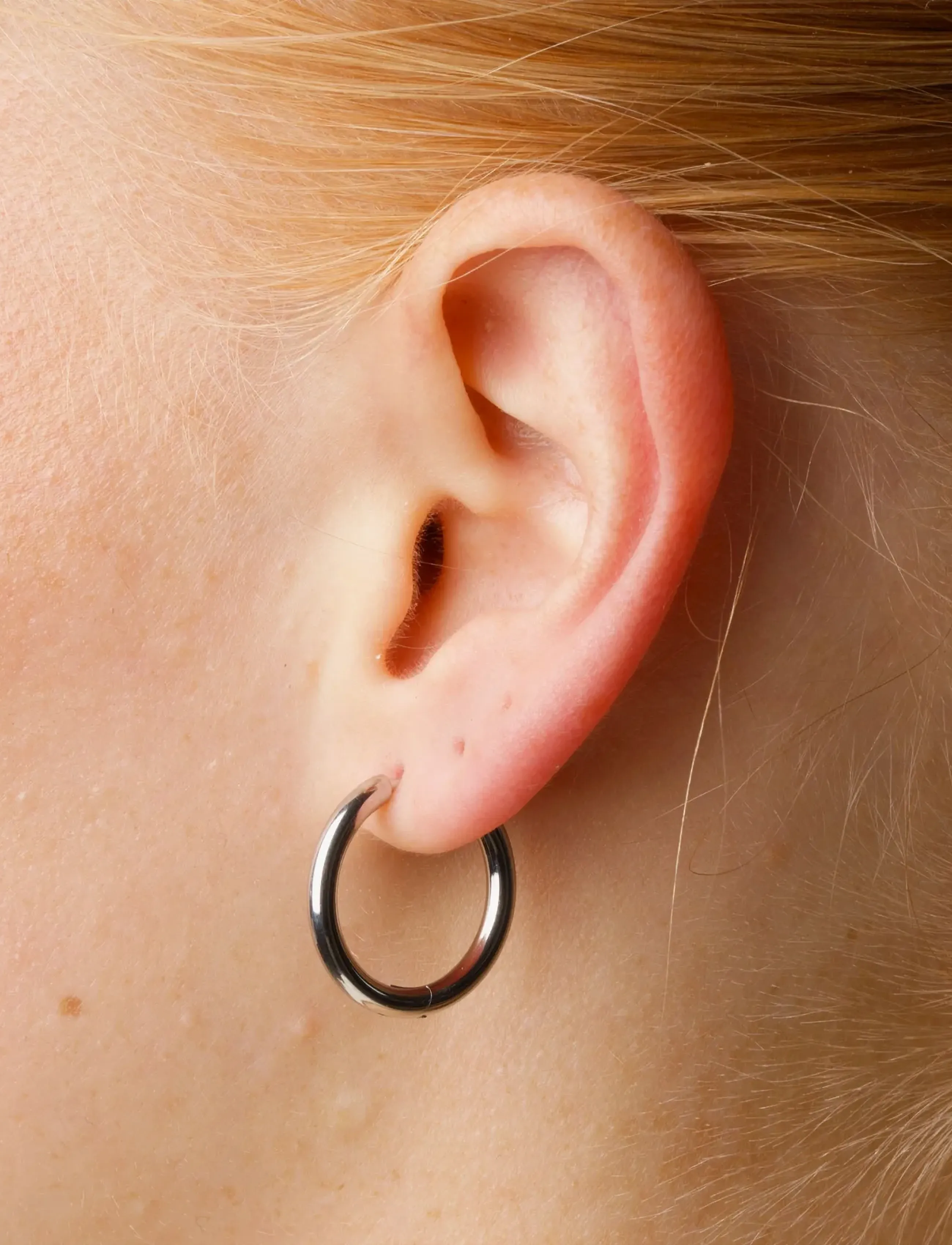 Hollie Hoop Earrings 21Mm Stainless Steel 2
