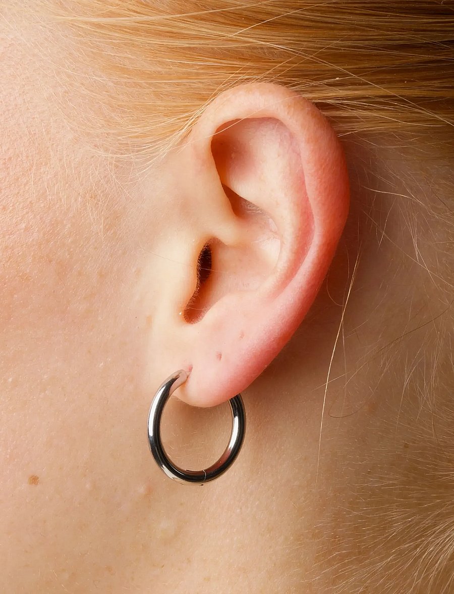 Timi of Sweden - Hollie - Hoop Earrings 21mm Stainless Steel - hoops - silver - 2