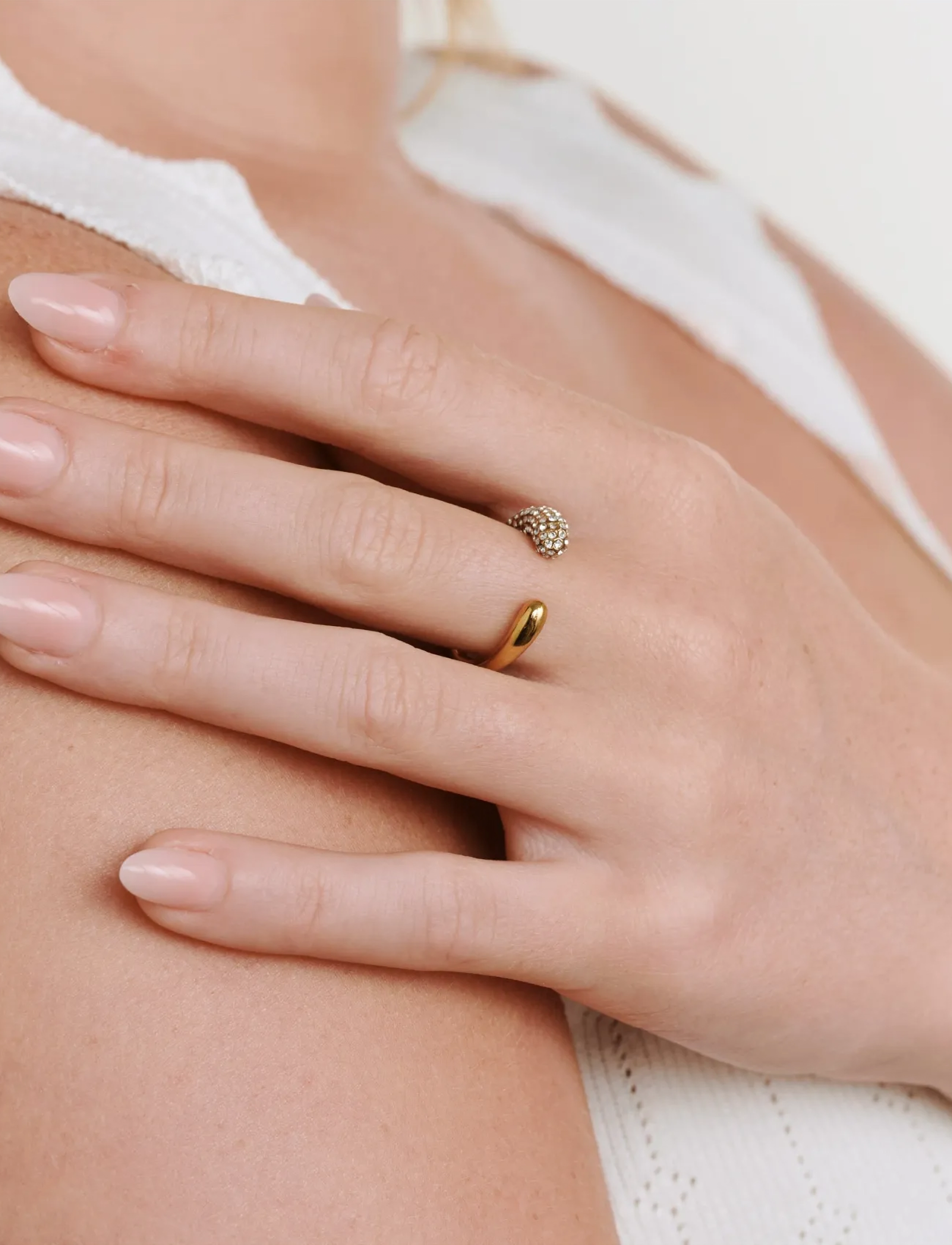 Timi of Sweden Tolouse Open Crystal Ring Stainless Steel, One Size, Jewellery, Gold - Rings, Frauen