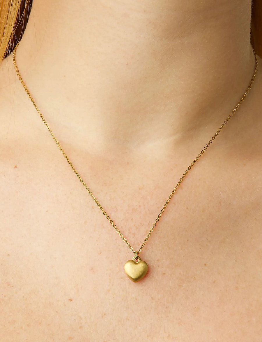 Timi of Sweden - Bellamy - Heart Necklace Stainless Steel - kedjehalsband - gold - 0