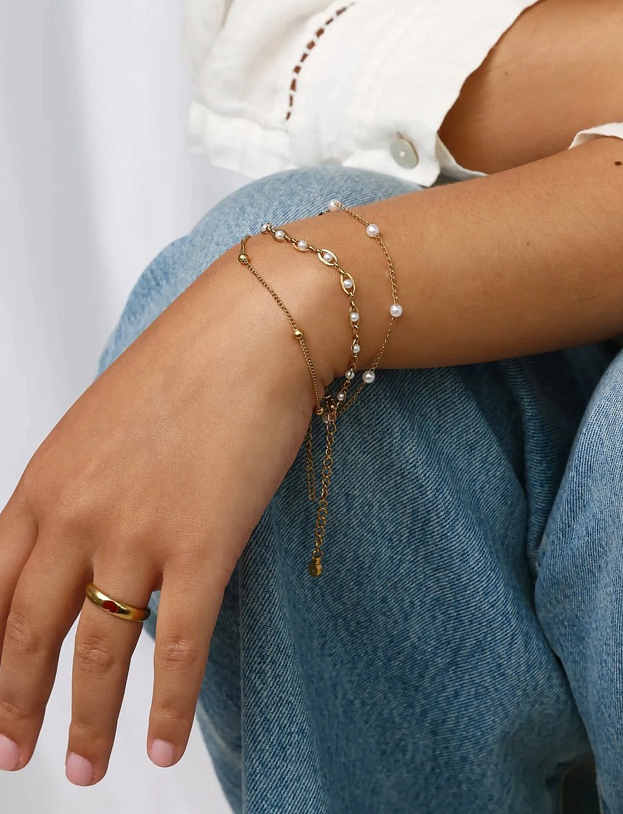 Timi of Sweden - Lo - Layered Chain Bracelet Stainless Steel - chain bracelets - gold - 2