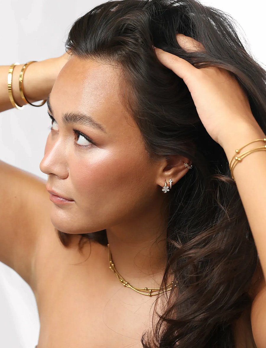 Timi of Sweden - Helia - Crystal Hoop Earrings Stainless Steel - rõngad - gold - 2