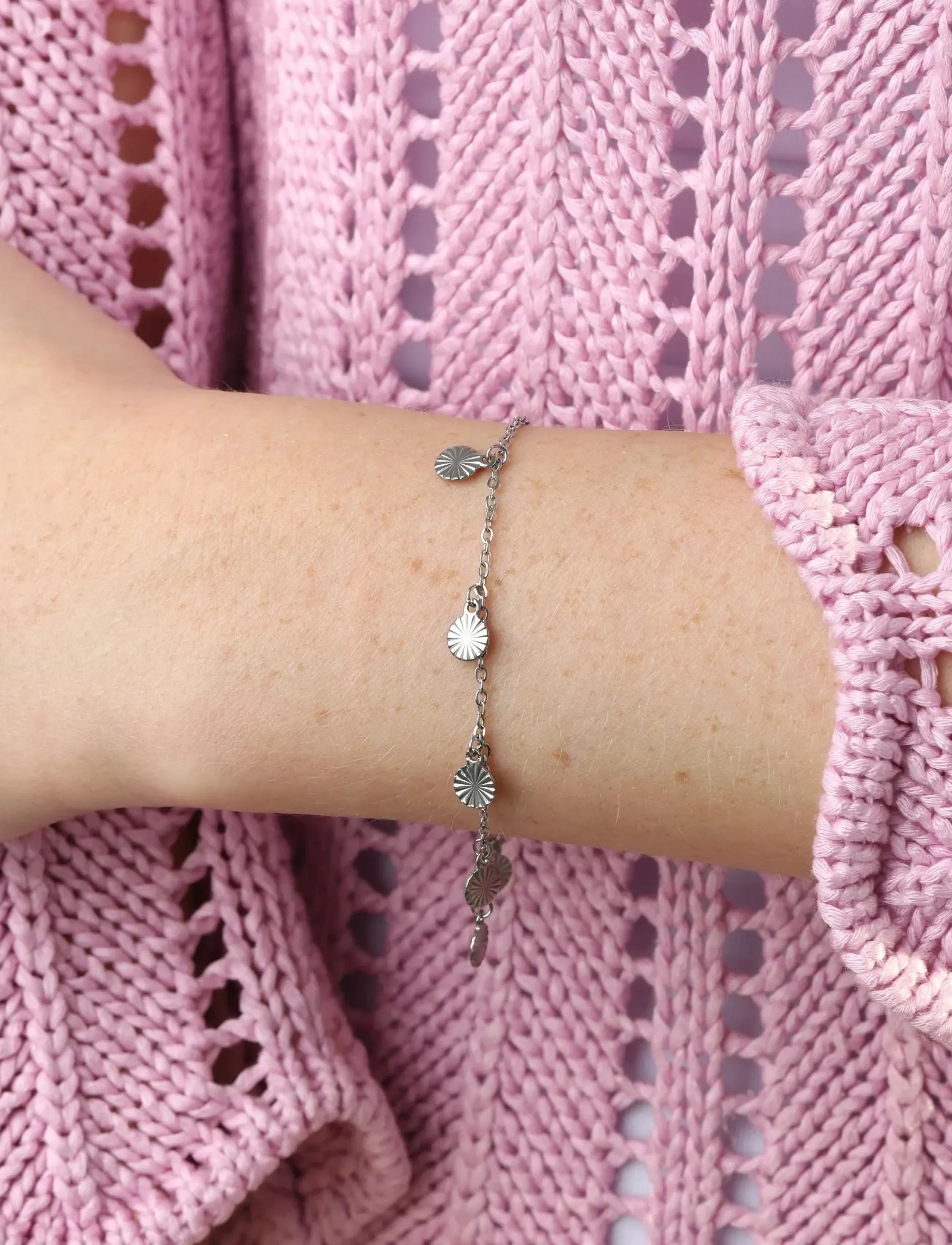 Timi of Sweden Liv Coin Charm Bracelet Stainless Steel, One Size 17 cm, Bracelets, Silber - Chain Frauen