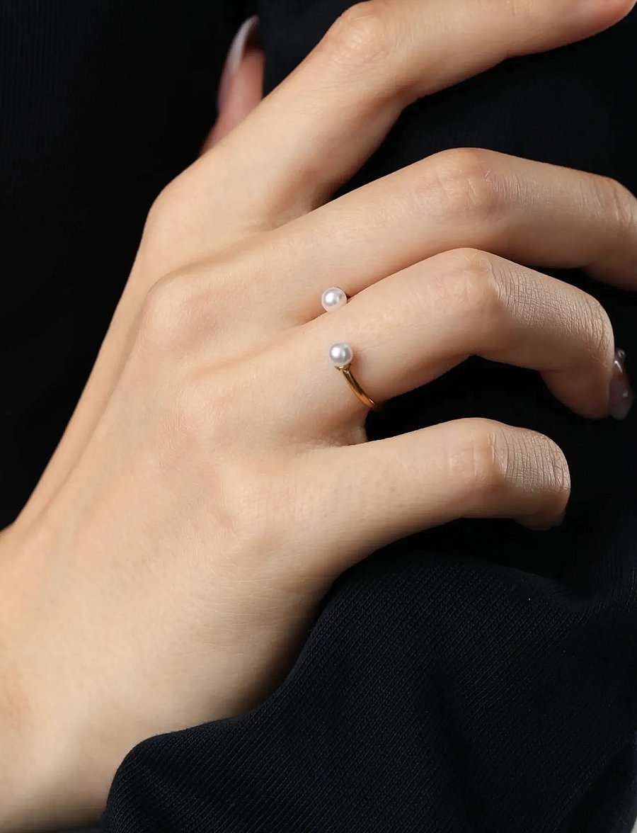 Timi of Sweden - Mirabel - Pearl Ring Stainless Steel - ringe - gold - 0