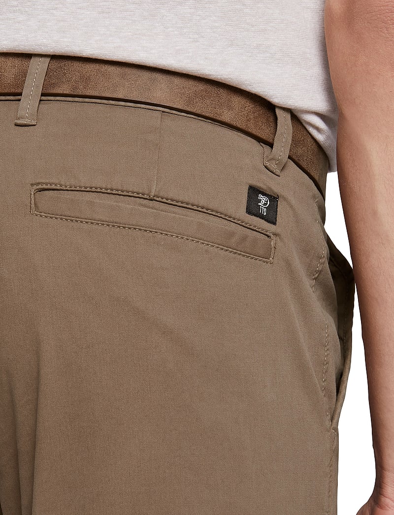 Tom Tailor - Slim Chino with belt - chino püksid - honey camel beige - 4