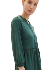 Tom Tailor - dress jersey with volants - pineneedle green - 5
