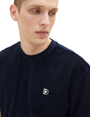 Tom Tailor - relaxed towelling t-shirt - laveste priser - navy stripe towelling jacquard - 2