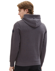 Tom Tailor - logo hoodie - kapuutsiga dressipluusid - dark grey melange - 5