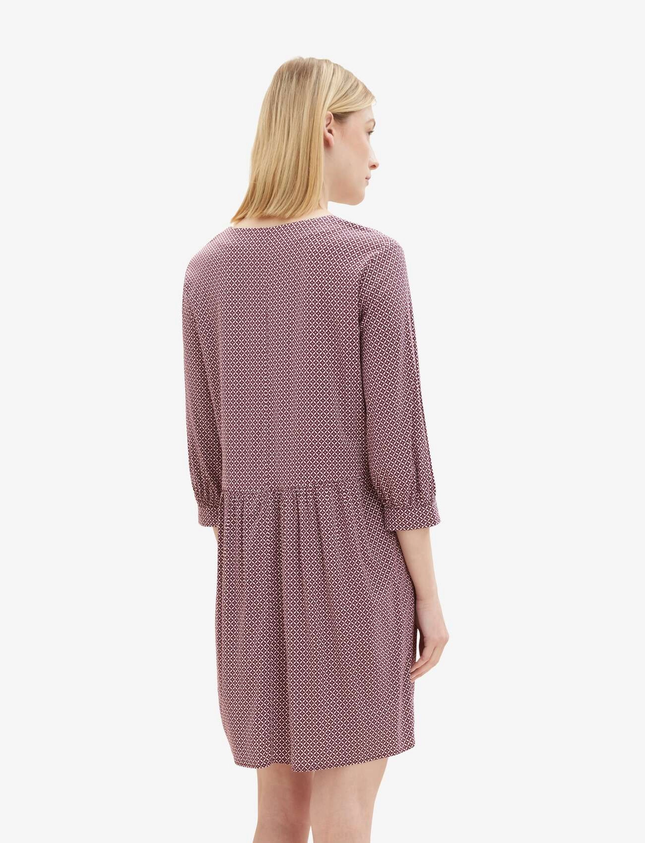 Tom Tailor - feminine v-neck dress - trumpos suknelės - burgundy geometrical design - 5
