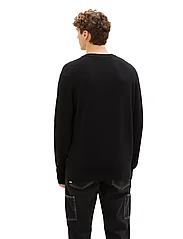 Tom Tailor - structured basic knit - rundhalsad - black - 4