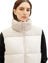 Tom Tailor - short puffer - puffer vests - clouds grey - 9