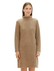 Tom Tailor - cosy rib dress - knitted dresses - doeskin melange - 5