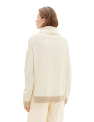 Tom Tailor - Knit pullover contrast parts - džemperi ar augstu apkakli - soft beige melange - 3