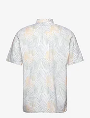 Tom Tailor - comfort printed shirt - short-sleeved shirts - white multicolor leaf design - 1