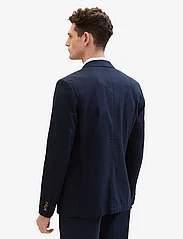 Tom Tailor - cotton linen blazer - kahehe rinnatisega pintsakud - sky captain blue herringbone - 3