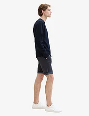 Tom Tailor - slim chino shorts - laveste priser - navy geometric structure - 3